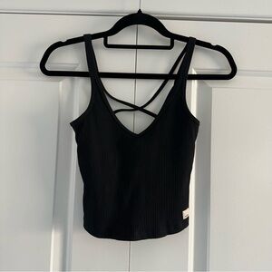 Vuori Black Ribbed V-Neck Crop Tank with Crisscross Back - Size XS